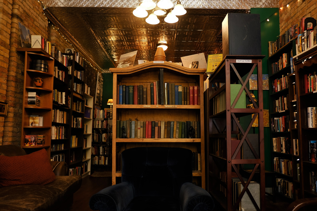 Heirloom Books interior